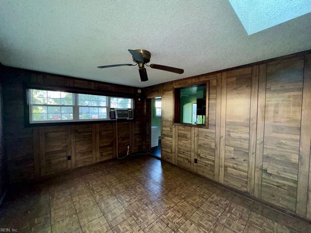 900 W 31st ST, Norfolk, VA 23508