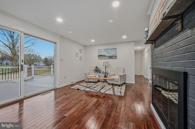 1 LAMATAN RD, Newark, DE 19711