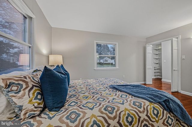 1 LAMATAN RD, Newark, DE 19711