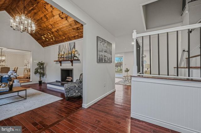 1 LAMATAN RD, Newark, DE 19711