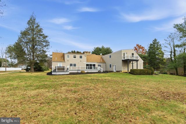 1 LAMATAN RD, Newark, DE 19711