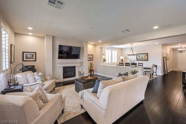 303 Rhiannon Court, Las Vegas, NV 89183