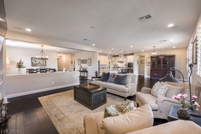 303 Rhiannon Court, Las Vegas, NV 89183