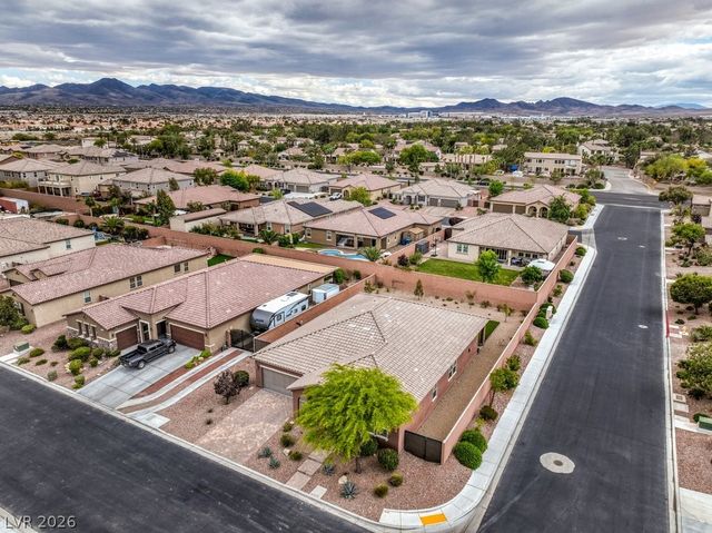 303 Rhiannon Court, Las Vegas, NV 89183