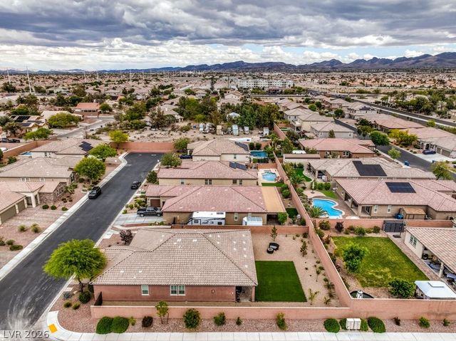 303 Rhiannon Court, Las Vegas, NV 89183