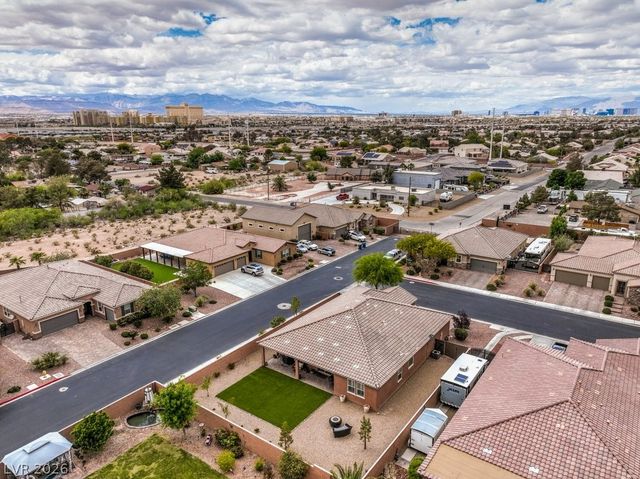 303 Rhiannon Court, Las Vegas, NV 89183