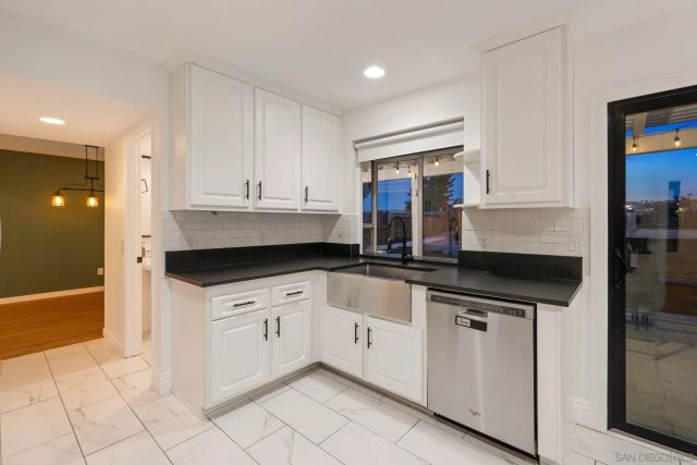 1413 EASTVIEW COURT, Oceanside, CA 92056