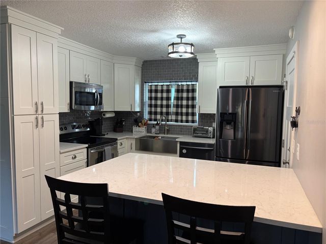 10010 GANNON LANE, Orlando, FL 32821