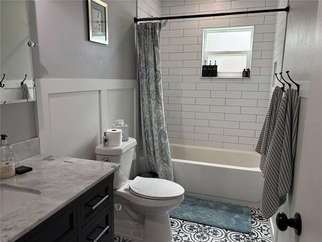 10010 GANNON LANE, Orlando, FL 32821