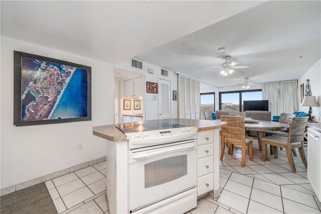 15340 Leeward Dr 107, Corpus Christi, TX 78418