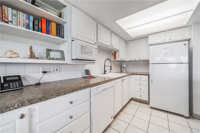 15340 Leeward Dr 107, Corpus Christi, TX 78418