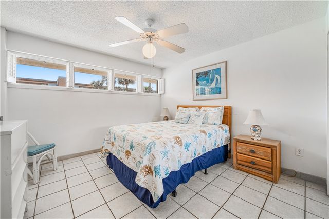 15340 Leeward Dr 107, Corpus Christi, TX 78418