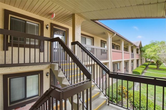 721 83RD AVENUE N 202, St Petersburg, FL 33702