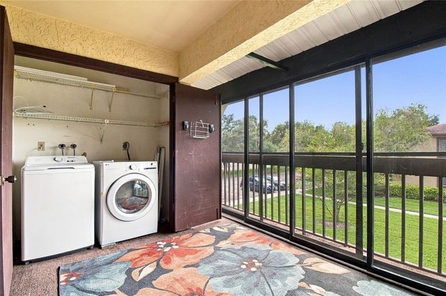 721 83RD AVENUE N 202, St Petersburg, FL 33702