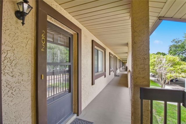 721 83RD AVENUE N 202, St Petersburg, FL 33702
