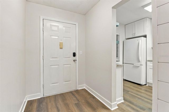 721 83RD AVENUE N 202, St Petersburg, FL 33702