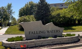 3142 Falling Waters Lane 3142, Lindenhurst, IL 60046