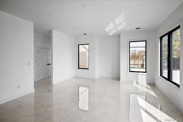 544 Arlington Road, Cedarhurst, NY 11516