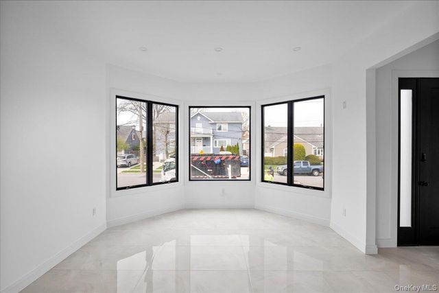 544 Arlington Road, Cedarhurst, NY 11516