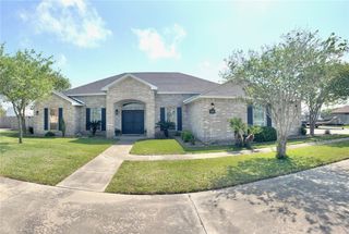 1217 Cornerstone Dr, Corpus Christi, TX 78418