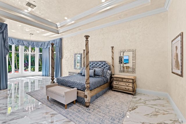 301 Mizner Lake Estates Drive, Boca Raton, FL 33432