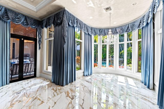 301 Mizner Lake Estates Drive, Boca Raton, FL 33432