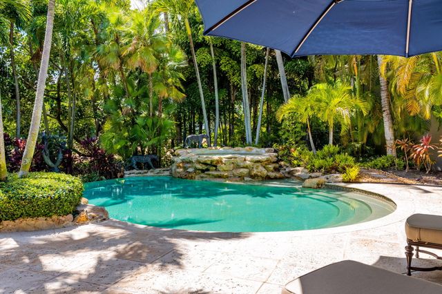 301 Mizner Lake Estates Drive, Boca Raton, FL 33432