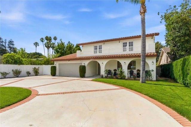 18614 Delano Street, Tarzana, CA 91335