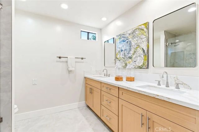 18614 Delano Street, Tarzana, CA 91335