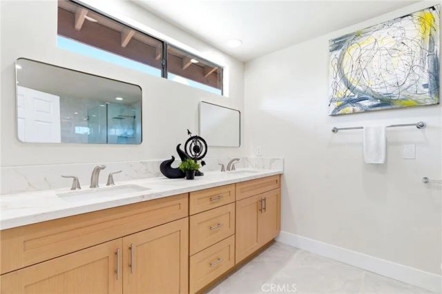 18614 Delano Street, Tarzana, CA 91335