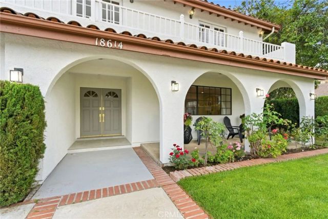 18614 Delano Street, Tarzana, CA 91335