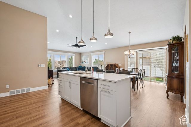 217 W HONEYSUCKLE DR, Saratoga Springs, UT 84045