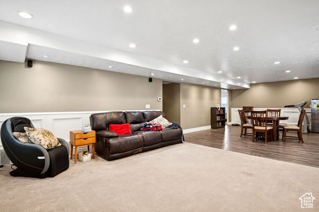 217 W HONEYSUCKLE DR, Saratoga Springs, UT 84045