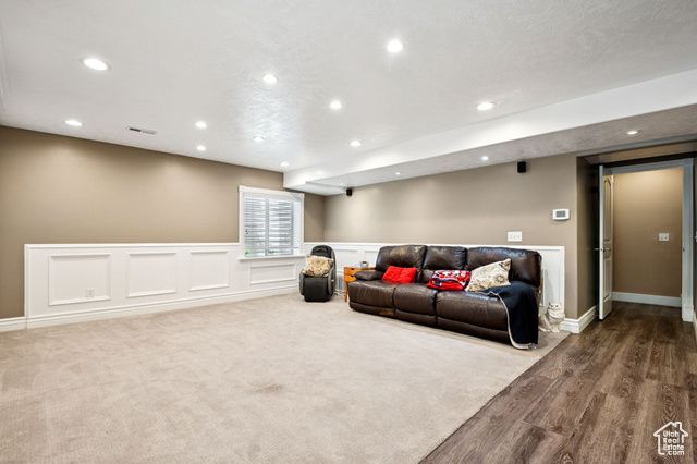 217 W HONEYSUCKLE DR, Saratoga Springs, UT 84045