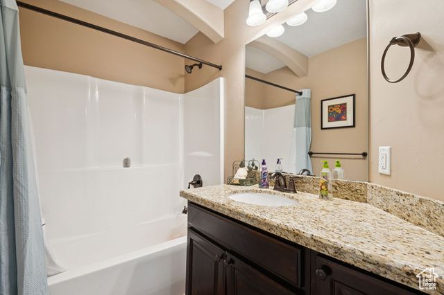 217 W HONEYSUCKLE DR, Saratoga Springs, UT 84045