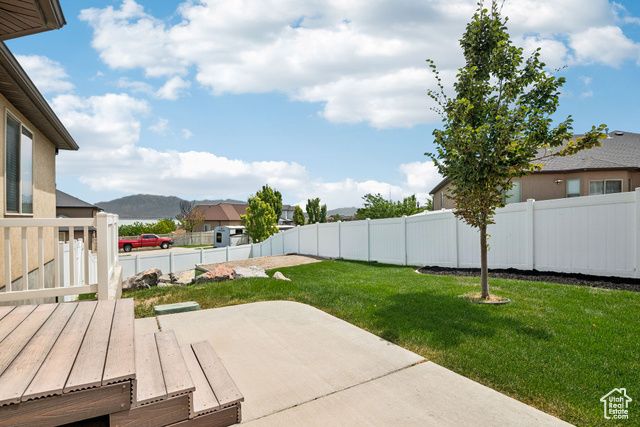 217 W HONEYSUCKLE DR, Saratoga Springs, UT 84045