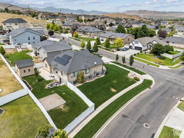 217 W HONEYSUCKLE DR, Saratoga Springs, UT 84045