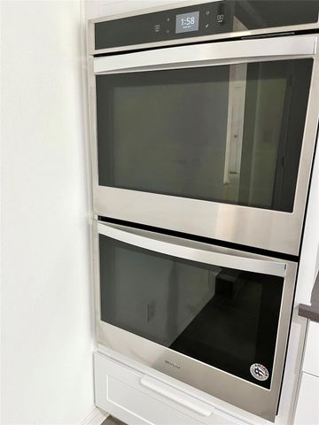 1827 Rhinevalley Drive, Arlington, TX 76012