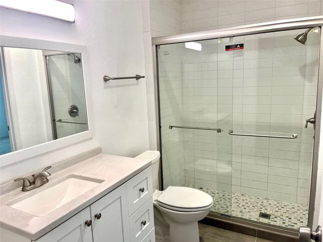 1827 Rhinevalley Drive, Arlington, TX 76012