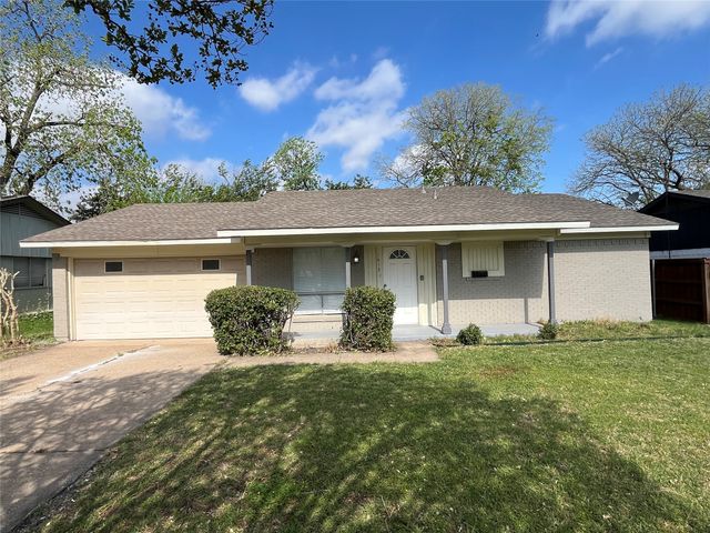 1413 Ridgecrest Drive, Plano, TX 75074