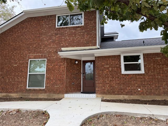 1362 Chinaberry Drive, Lewisville, TX 75077