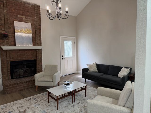 1362 Chinaberry Drive, Lewisville, TX 75077