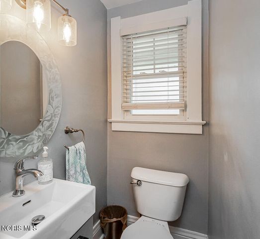 3402 Beverly Drive, Toledo, OH 43614