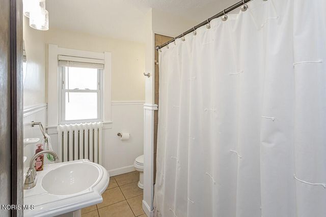 3402 Beverly Drive, Toledo, OH 43614