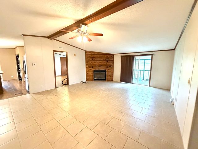 22987 N Post Oak Lane, Walnut Hill, IL 62893