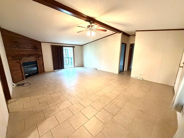 22987 N Post Oak Lane, Walnut Hill, IL 62893