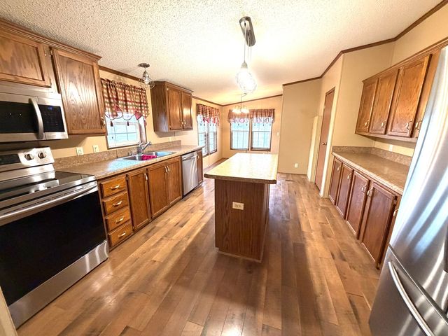 22987 N Post Oak Lane, Walnut Hill, IL 62893