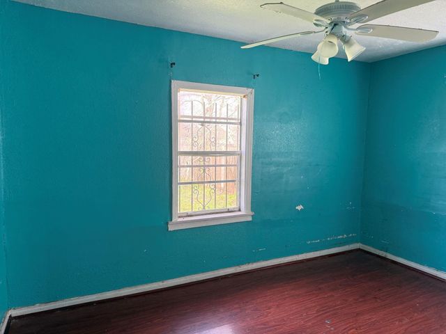 4809 Wenda Street, Houston, TX 77033