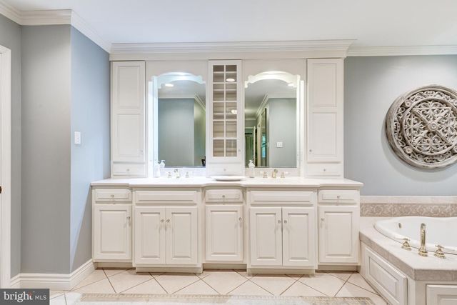 3703 WINE RD, Westminster, MD 21158