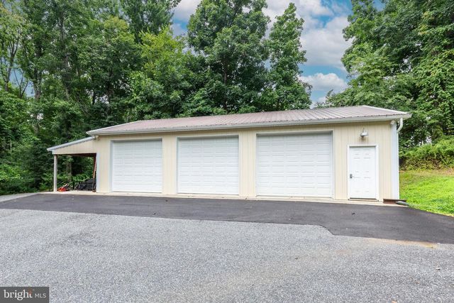 3703 WINE RD, Westminster, MD 21158